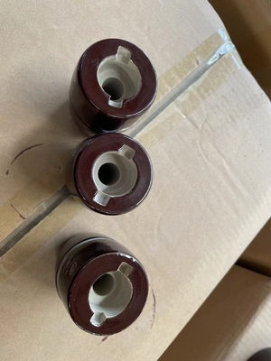 1kV 200A চীনামাটির বাসন OEM ড্র লিড ট্রান্সফরমার বুশিং ব্রাউন গ্লেজড