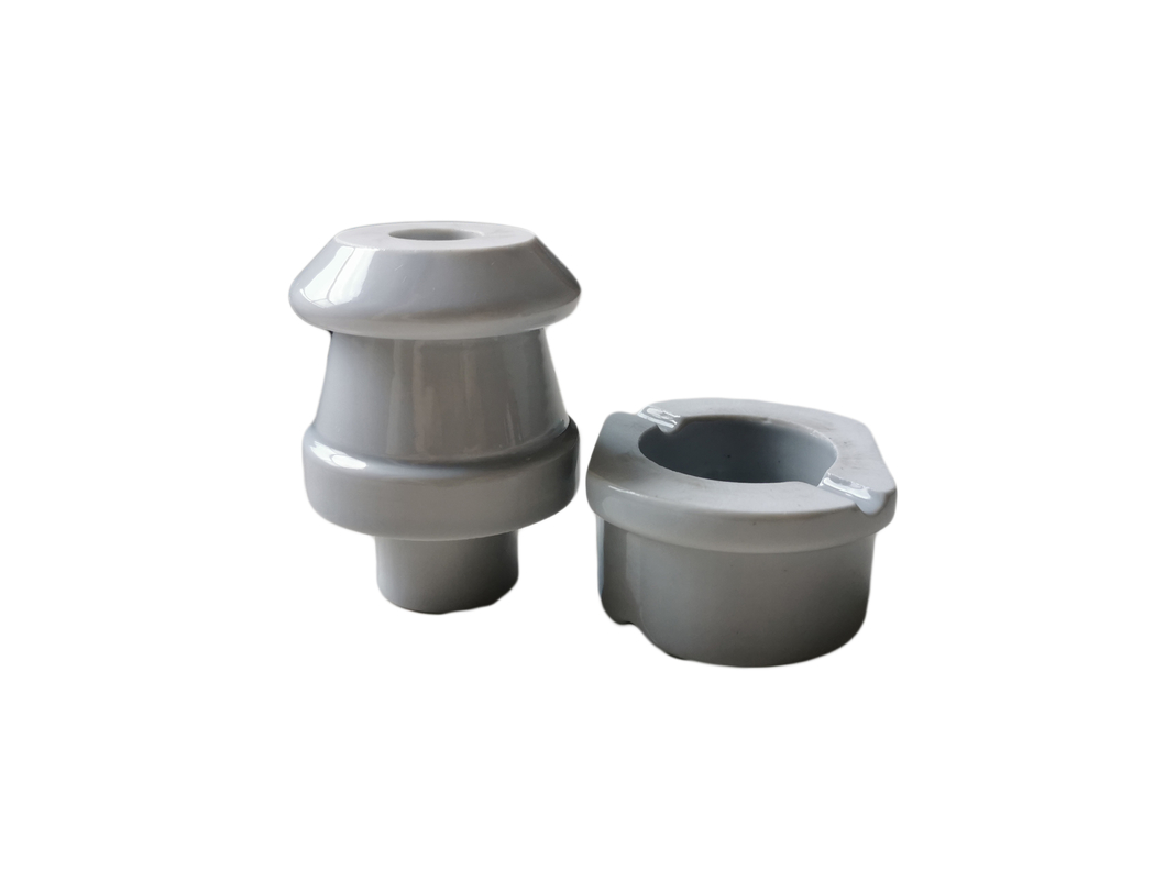 DIN 42539 OEM 3KV চীনামাটির বাসন পাওয়ার লাইন ইনসুলেটরগুলি